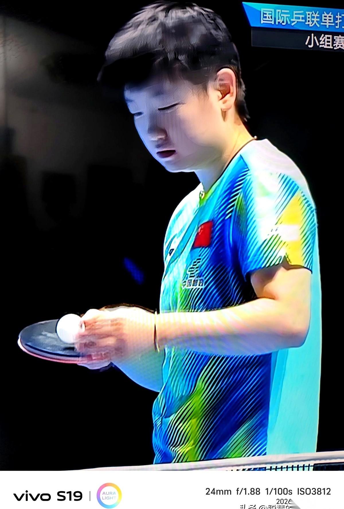 孙颖莎在澳门这场球，看到决胜局10比8的时候，我关了直播。
没法看了。对手高达，