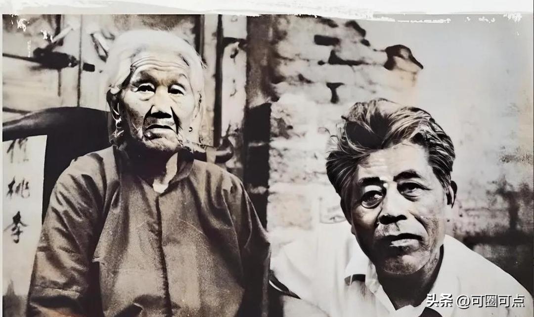 1941年，战士毕铁华被捕，敌人对他严刑拷打，全身被烙铁烙烂了，敌人以为他死了，