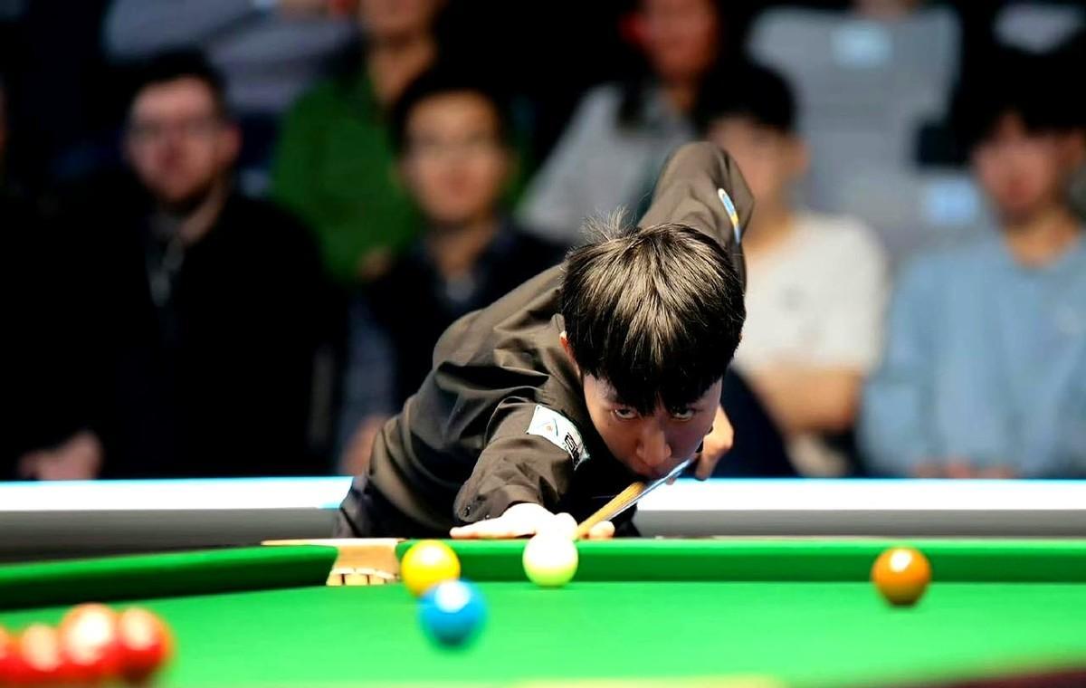 输了决赛，世界排名却暴涨27位。
02年的常冰玉闷头打出一记重拳。
苏格兰公开赛