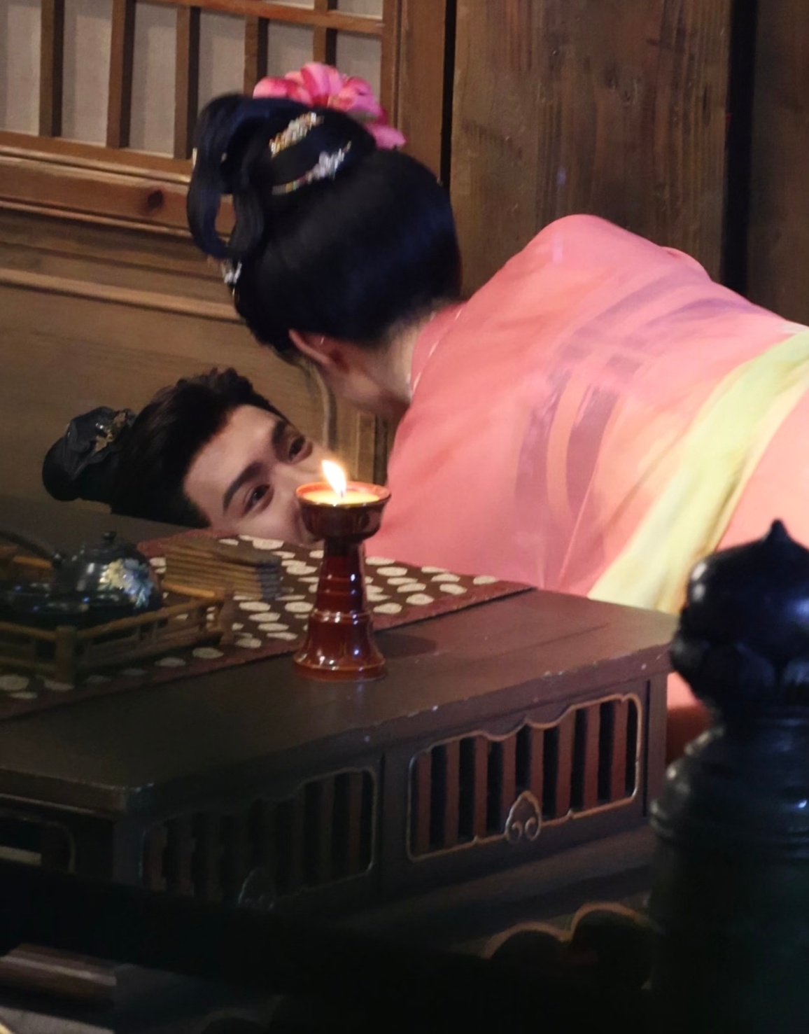 我笑尿了蔗园被王船扑倒了