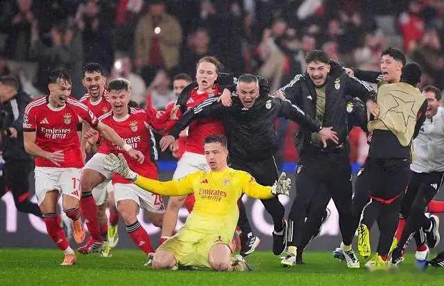 今晚7点欧冠抽签：16队厮杀 8队晋级16强！穆帅或再遇皇马北京时间1月30日1