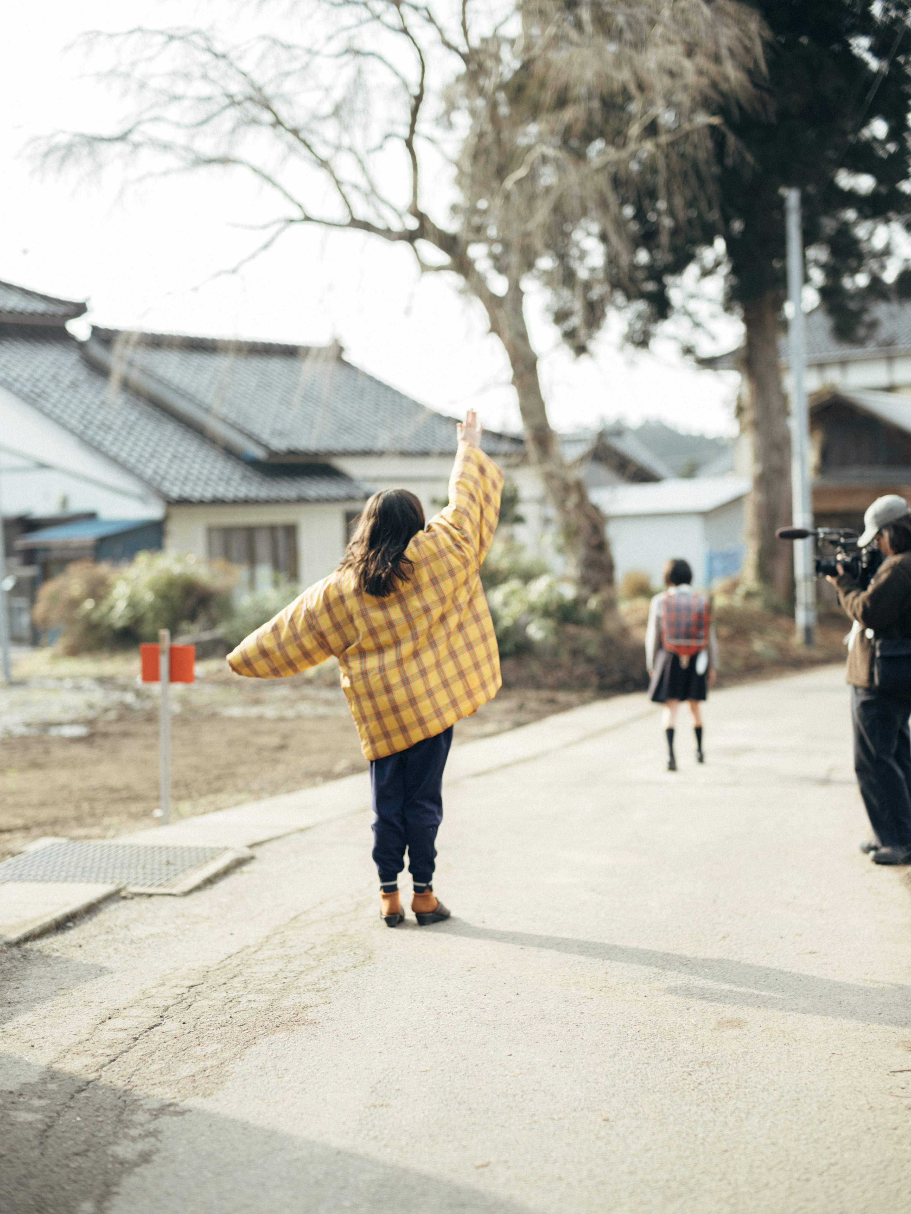是枝裕和《蓦然回首》释出一组幕后照📷 