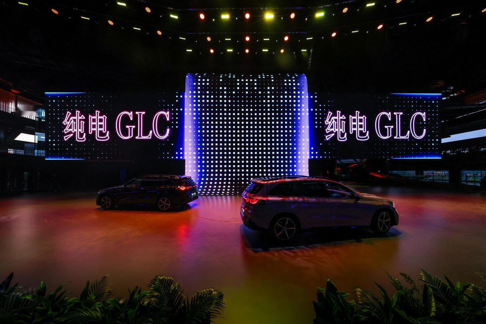 纯电GLC价格给到夯全新奔驰纯电GLC 鎏金版正式上市，售价33.98万元起。此