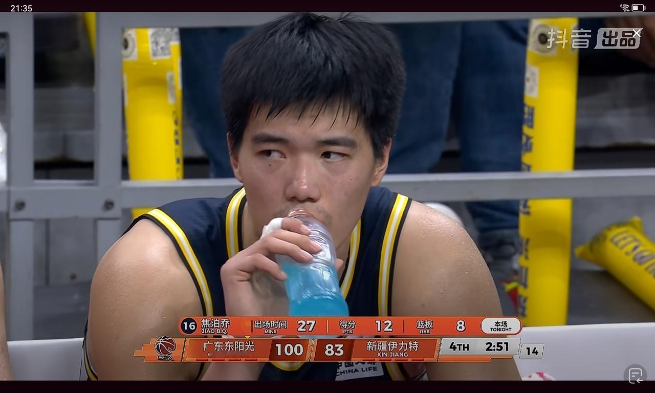 焦泊乔多重因素找回自信：两次摁帽抢断门内加，欧洲步锦上添花，外援真的给刷数据的友