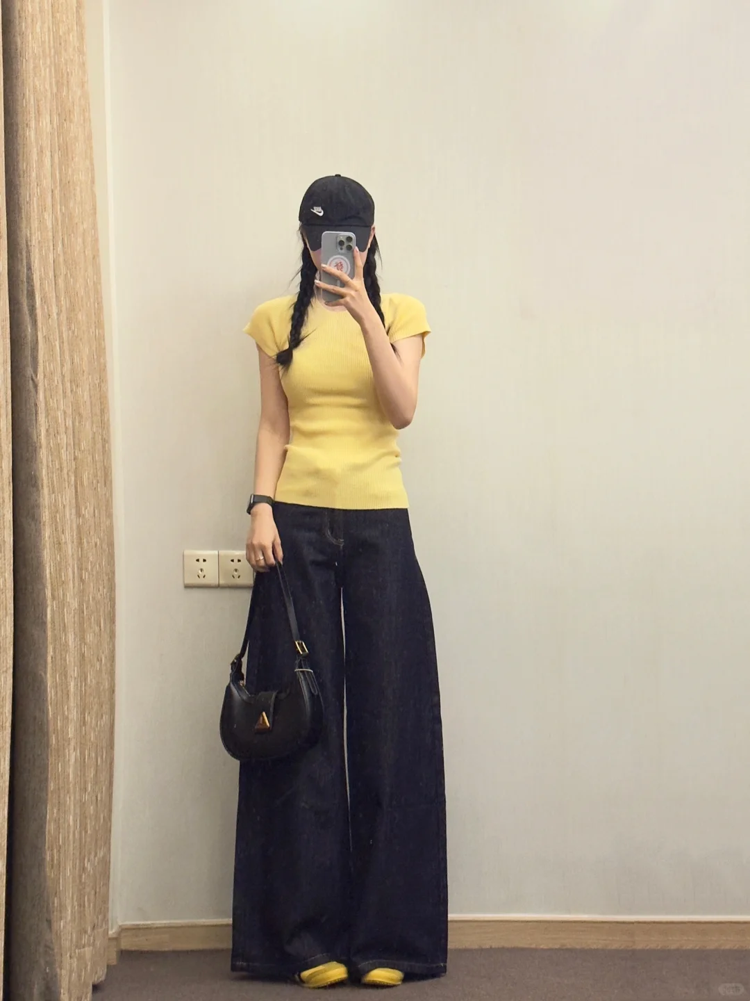 173cm女生｜💛这件鹅黄色的上衣也太显白了～