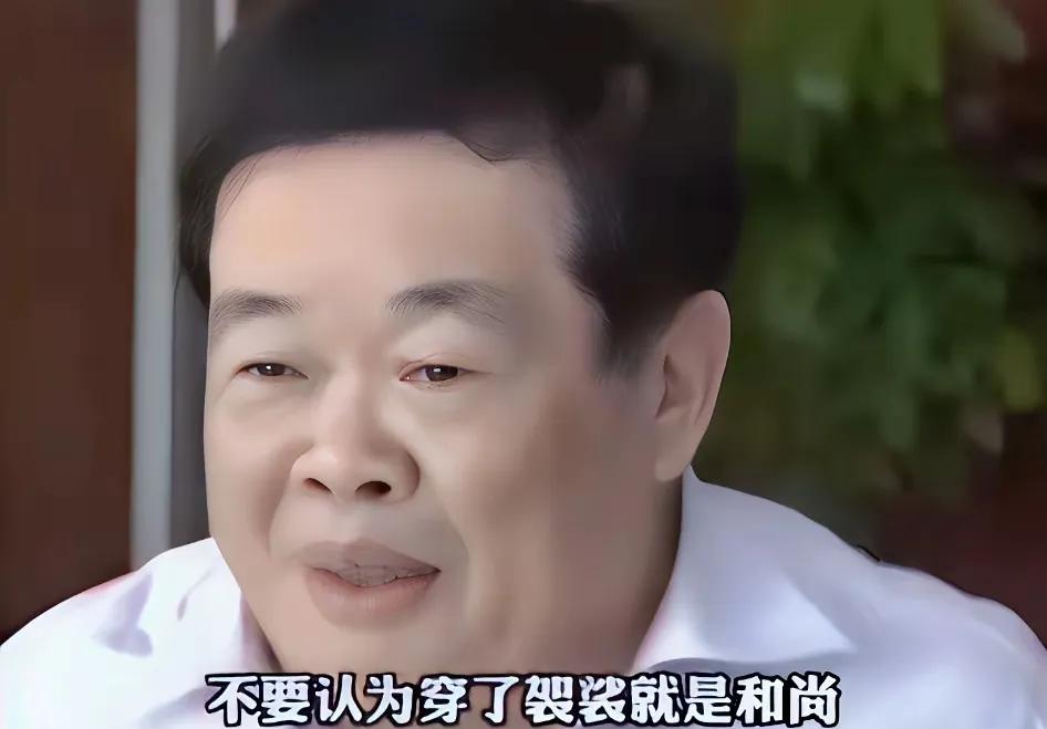 “不要以为穿了袈裟就是和尚！”2022年，曹德旺在福建莆田一座香火鼎盛的禅寺里，