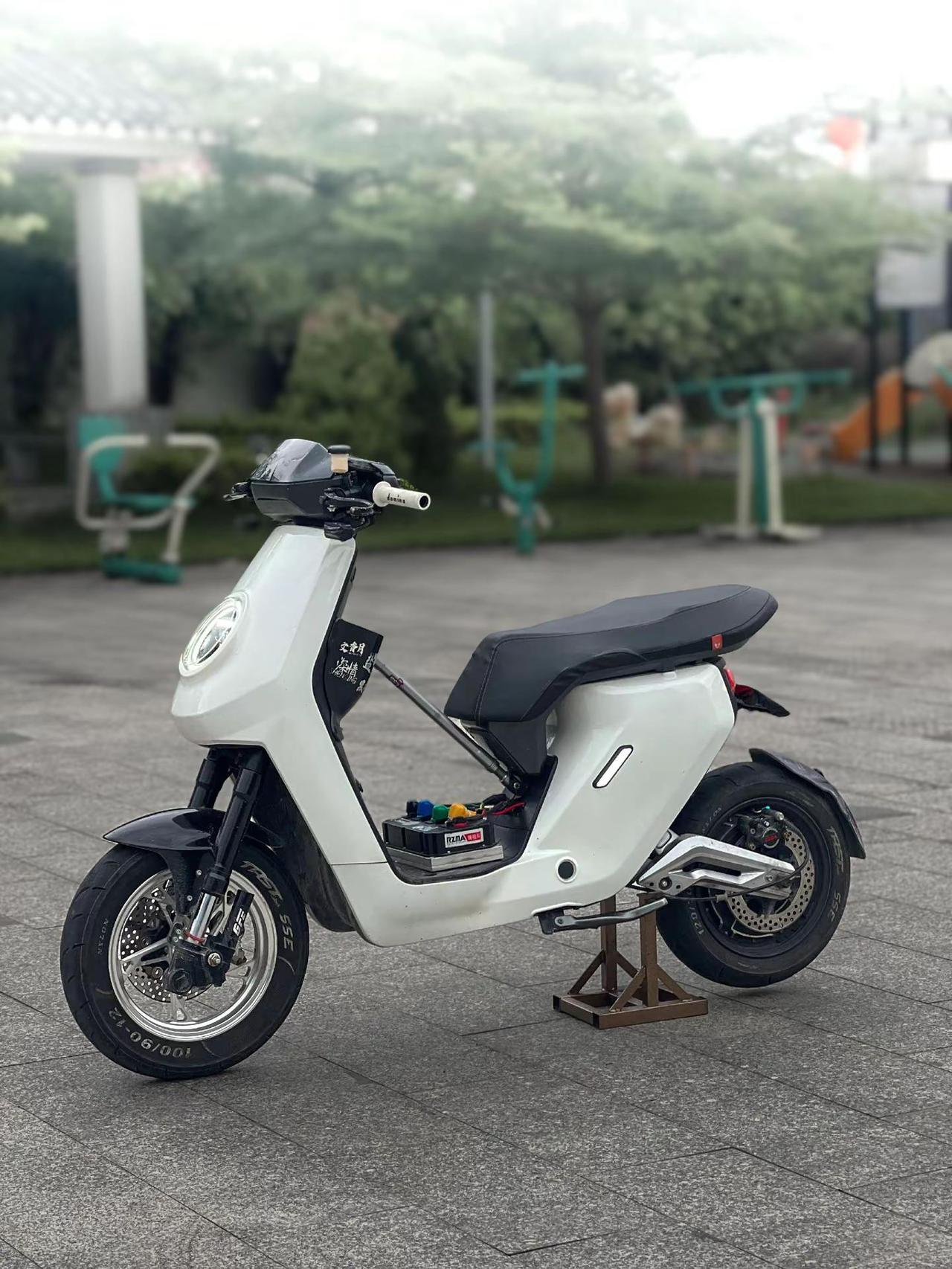 梦回23年 841800豪华赛道 小牛m2 小牛电动 九号电动