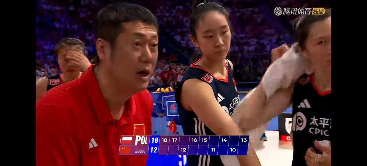 赵勇太保守。中国女排2:3憾负波兰无缘总决赛四强。在2:1领先的大好形势下，被波
