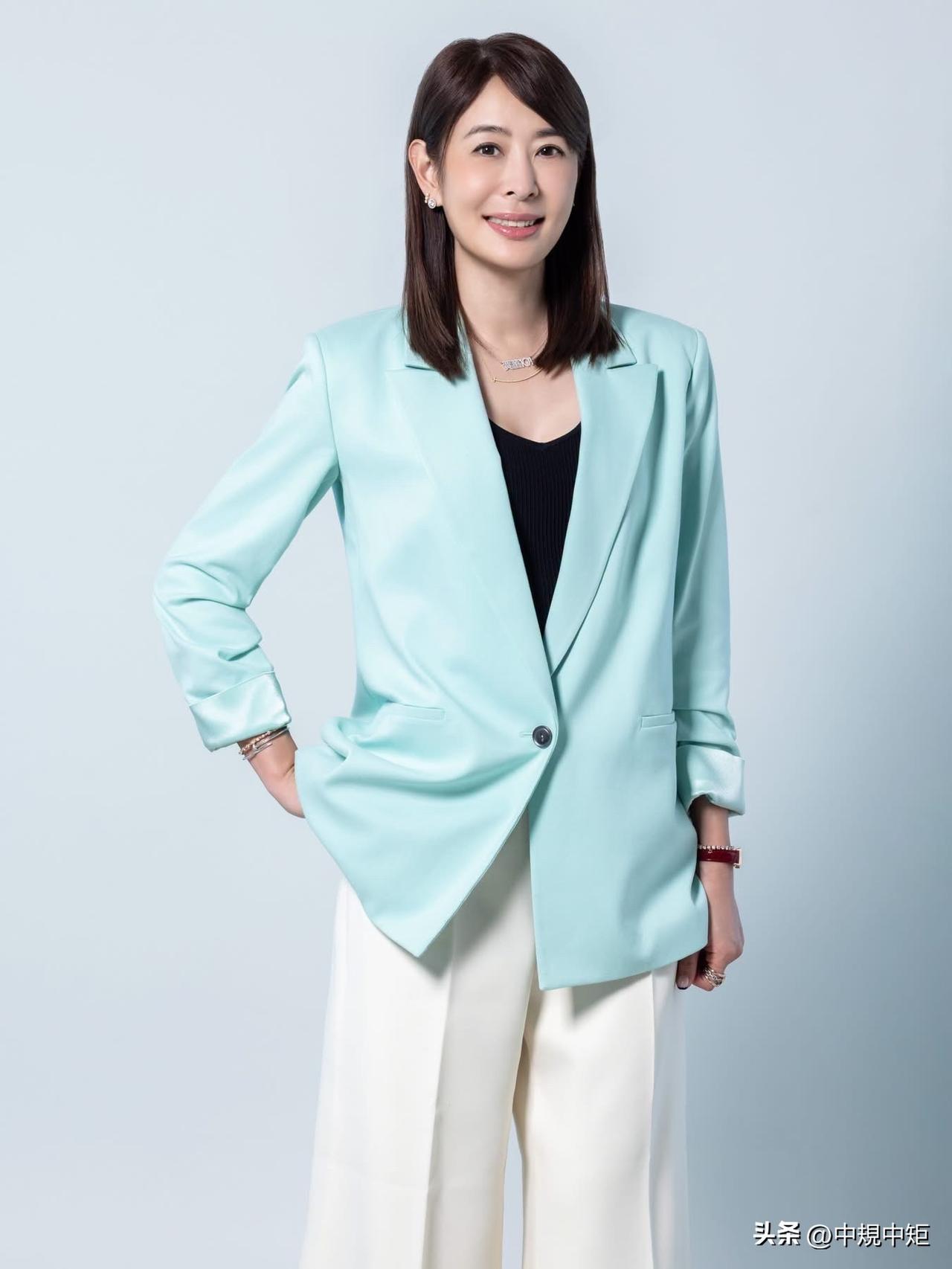 台北101董事长贾永婕今（26日）在脸书发文声称，今天开股东常会时，梁律师一看到