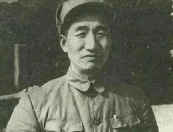 翻开徐向前元帅抗战回忆录《齐鲁烽烟》，1939年6月至1940年6月这整整一年的