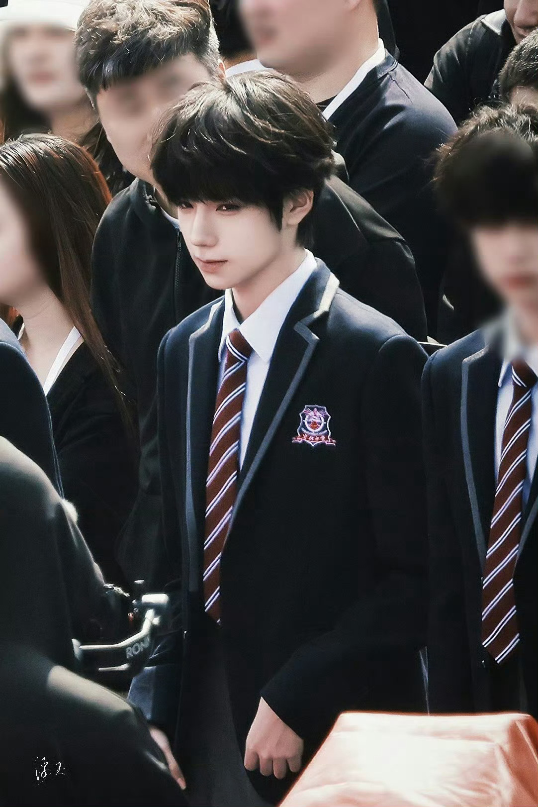 曝王橹杰私联莫名其妙被拉下水，别被带偏了 在澄清之后还继续热演，王橹杰完全是ww