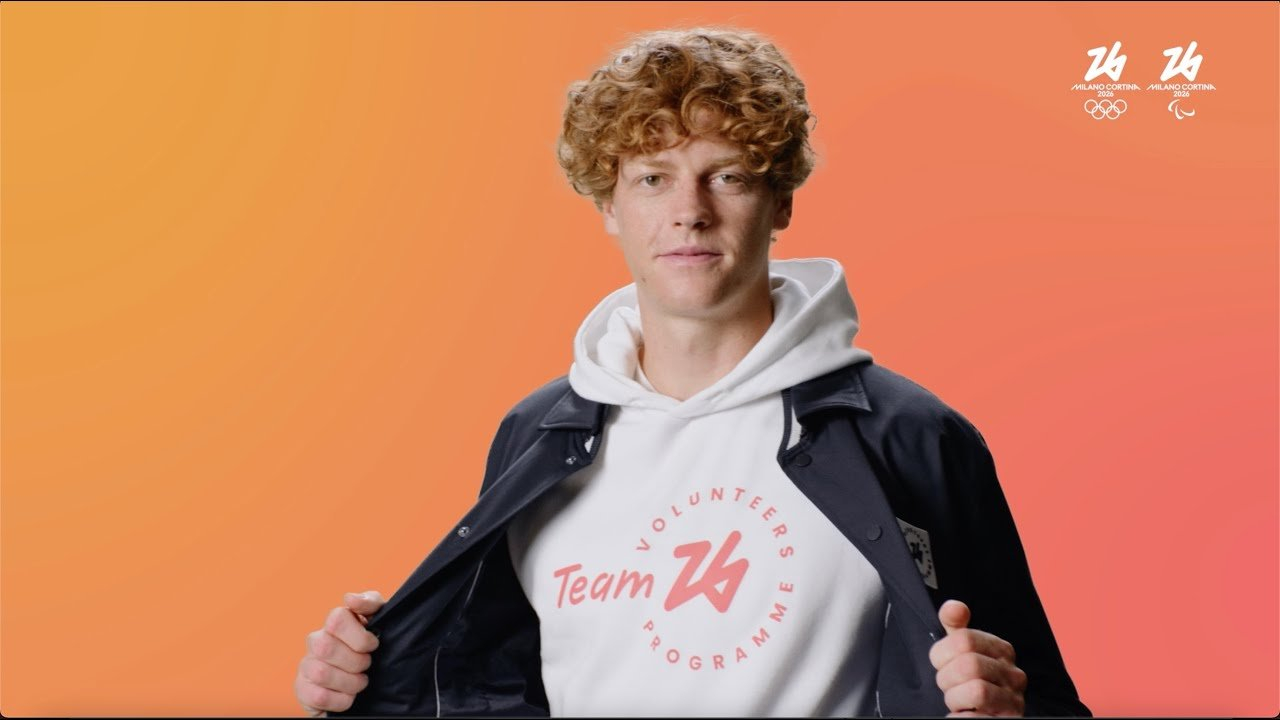 意大利媒体报道，冬奥会志愿者大使辛纳将不会担任这次本土奥运会的火炬手，也不会参加