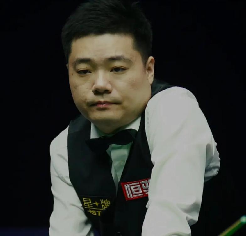 丁赵德比全回顾，精彩纷呈，失误不断，今晚再战，谁将胜出？
      斯诺克世锦