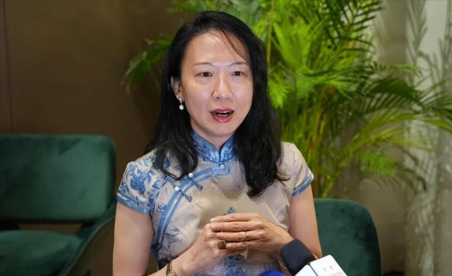 爱女心切，王光慈母亲公开写信给老马，并提告劳动局，职场霸凌。
王光慈母亲发出致马