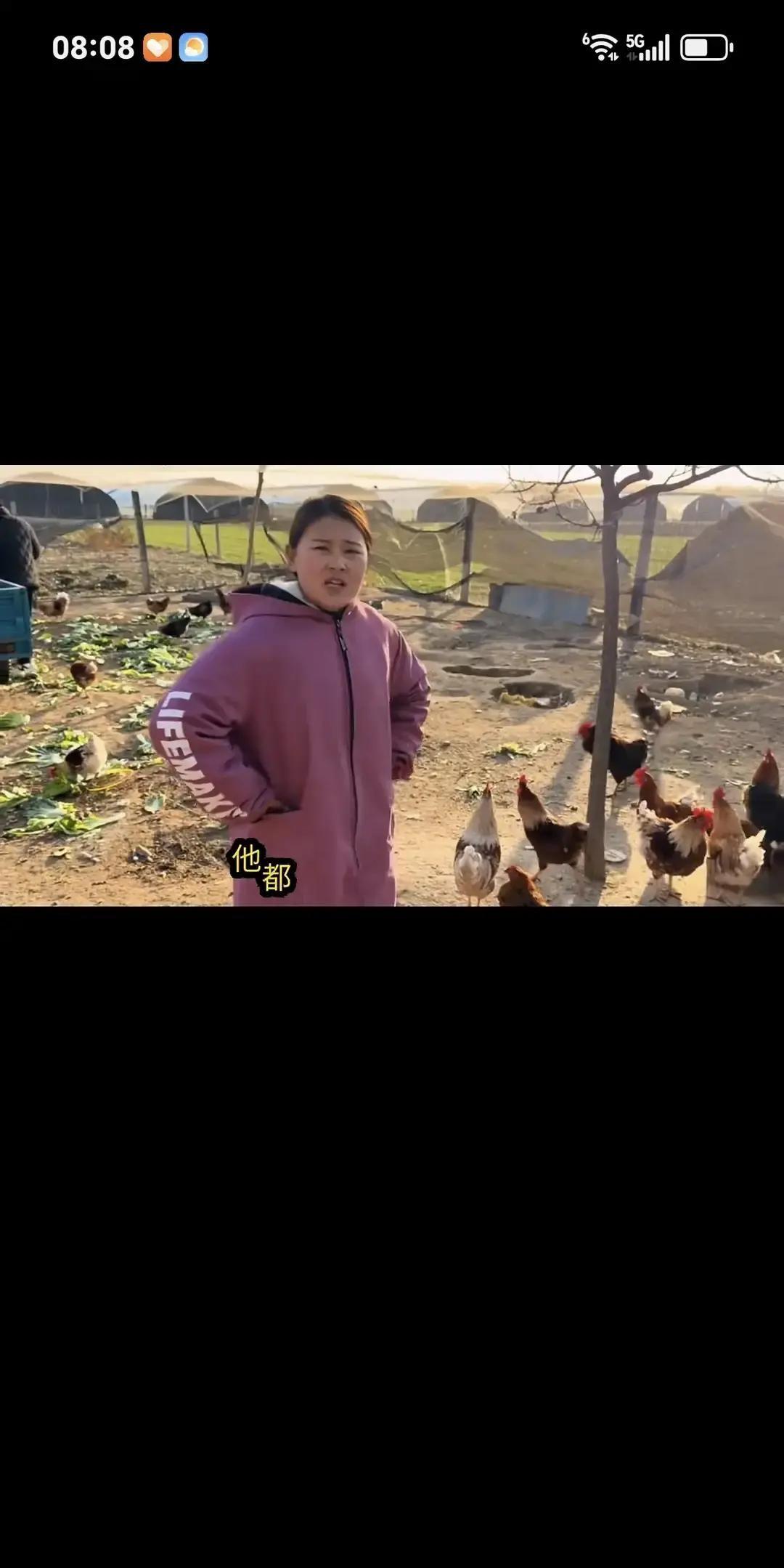 《小巷人家》里庄筱婷直接拒了哥哥的套路，说不去医院给老爸办出院。
剧情里庄图南想