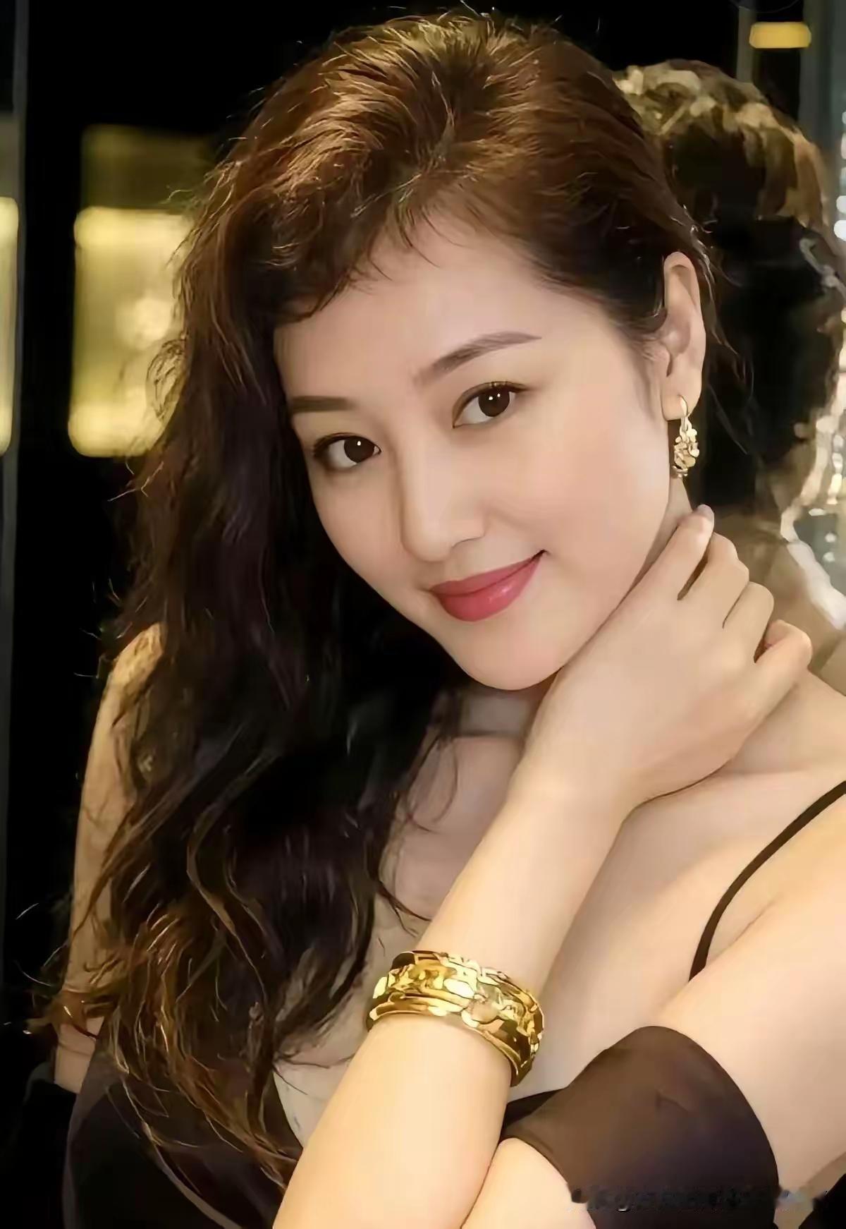 金光闪闪，风度翩翩