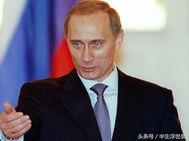 1999年，普京上台时，俄罗斯的债务已高达200多亿美元。奥地利手握俄罗斯近28