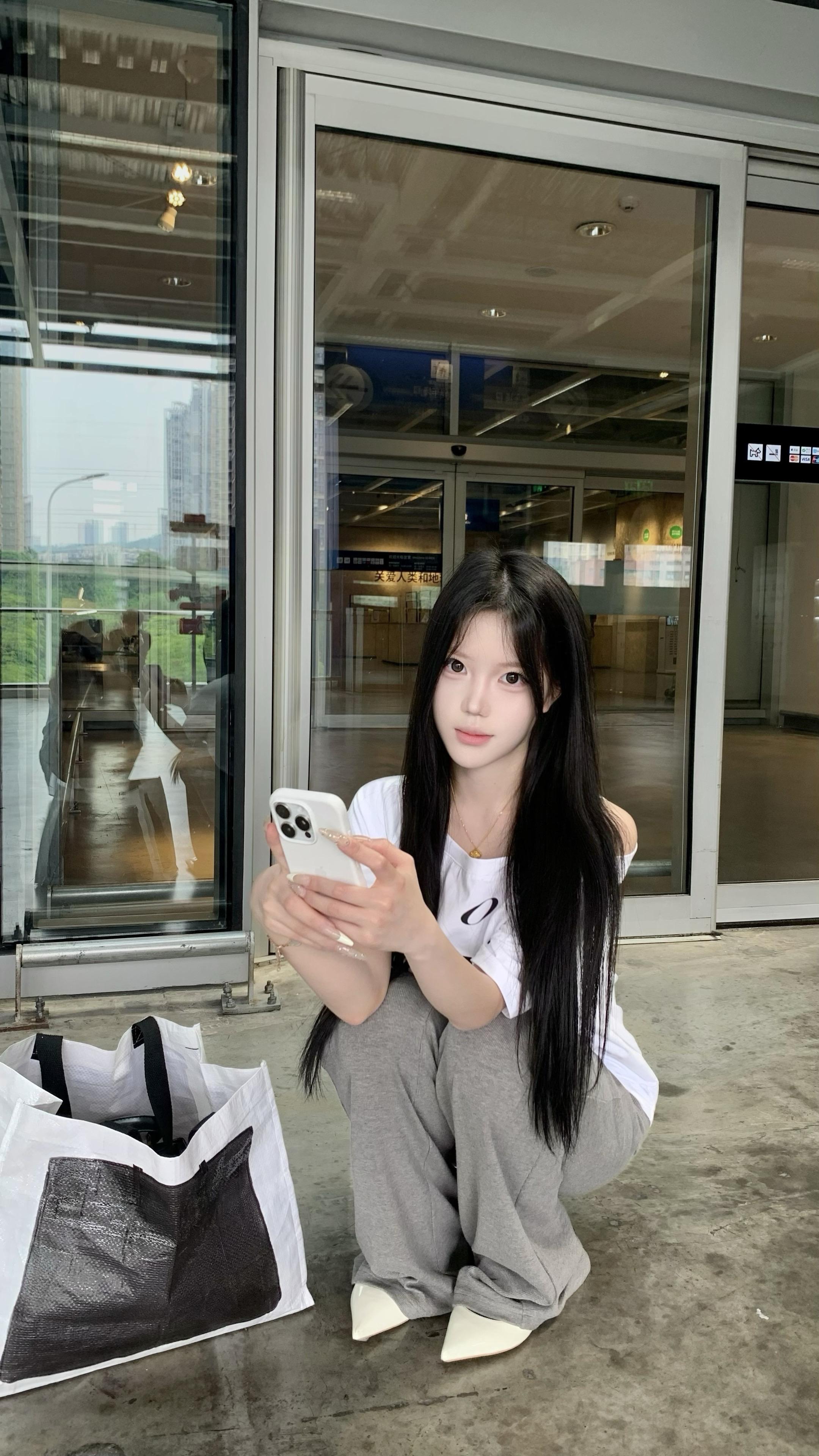 中午吃什么捏。inmyfeelings