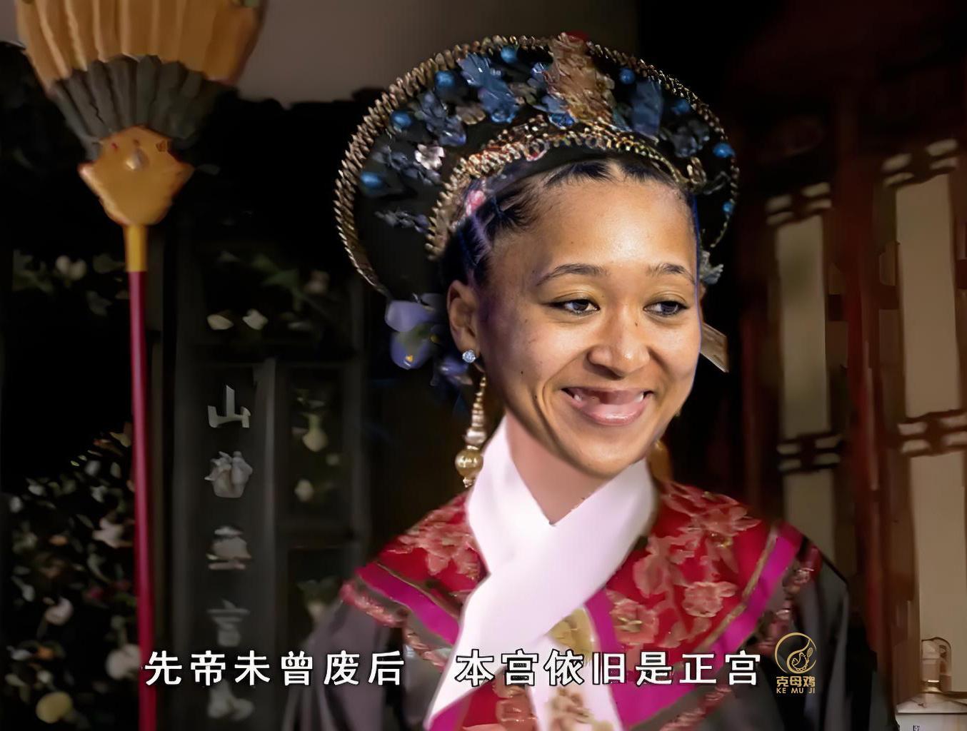 美网女单1/4决赛，大坂直美第二盘顶住压力破掉发胜，6-4/7-6(3)力克穆霍