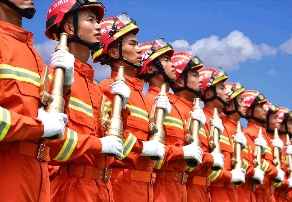 【私人应急请求国家消防救援要付费吗？】根据《中华人民共和国消防法》第四十九条的规