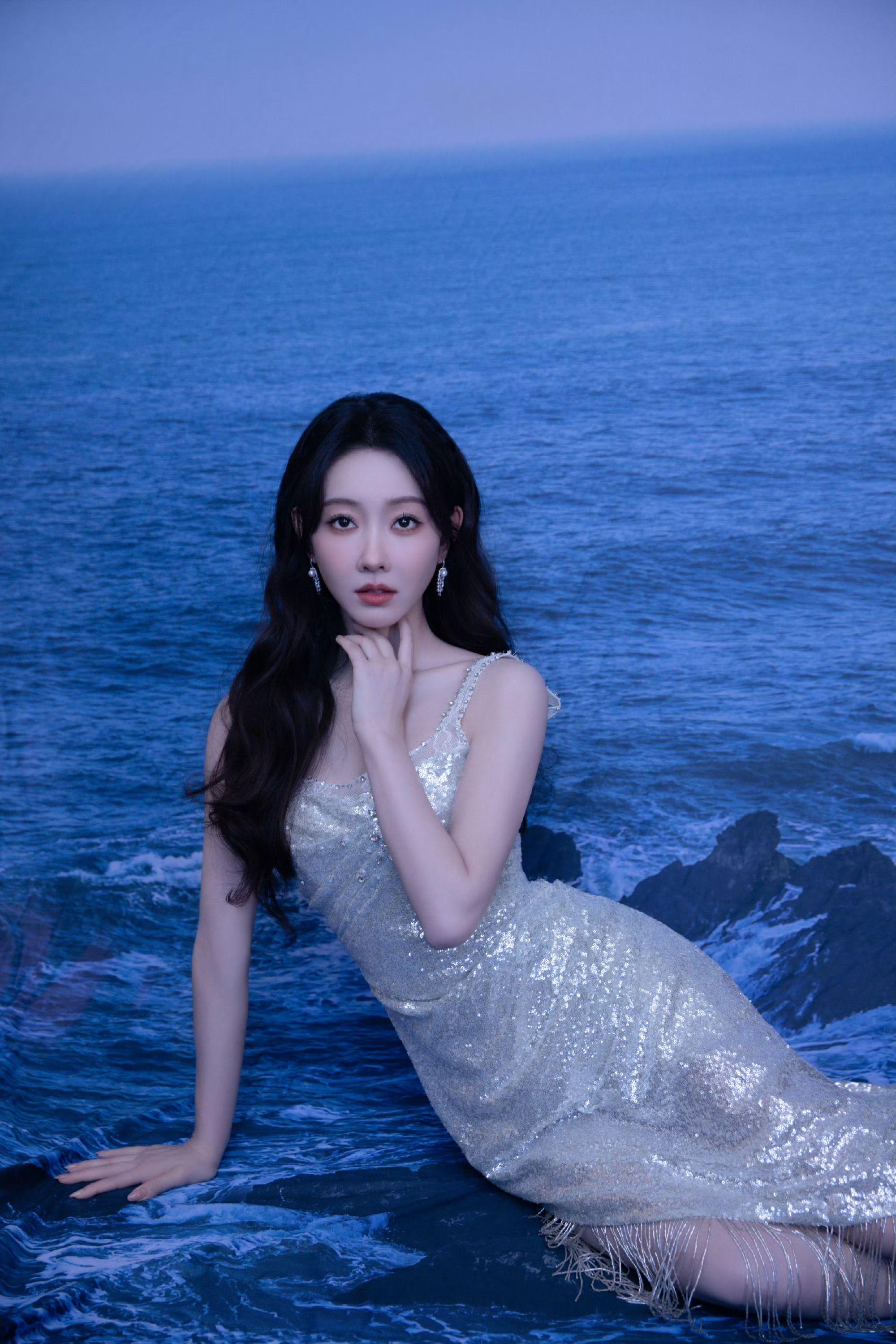 宣璐。面朝大海，春暖花开