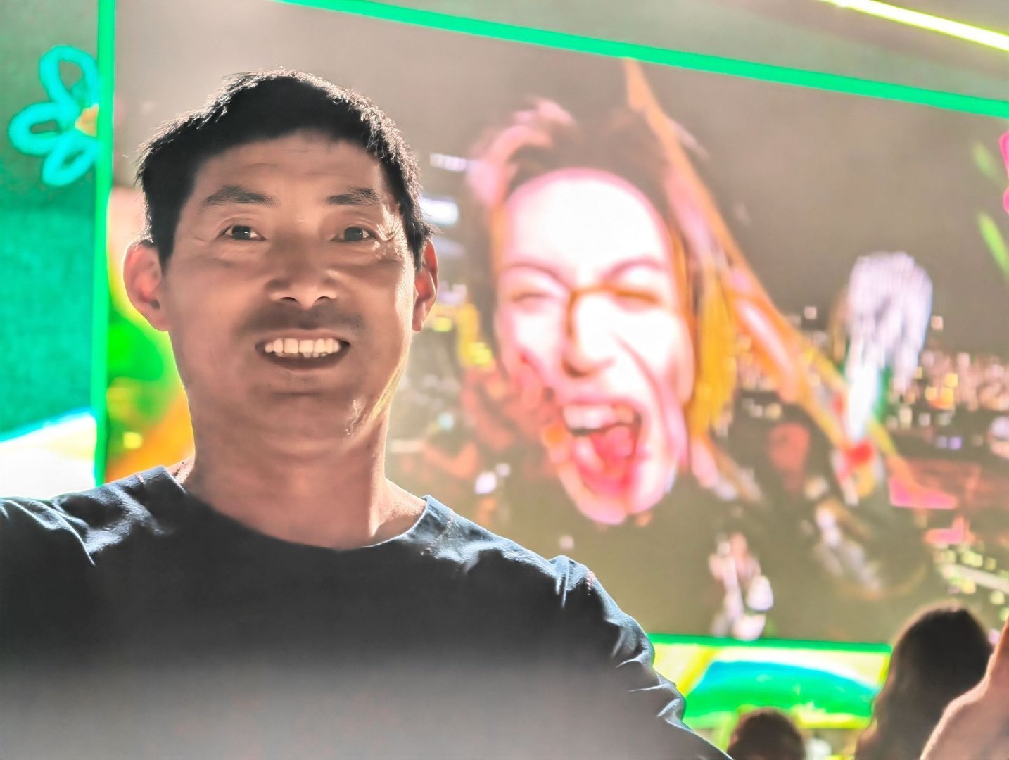 小鬼路人缘上大分再一次被小鬼的人格魅力征服 粉丝说的话他都记在心上，这不是人设能