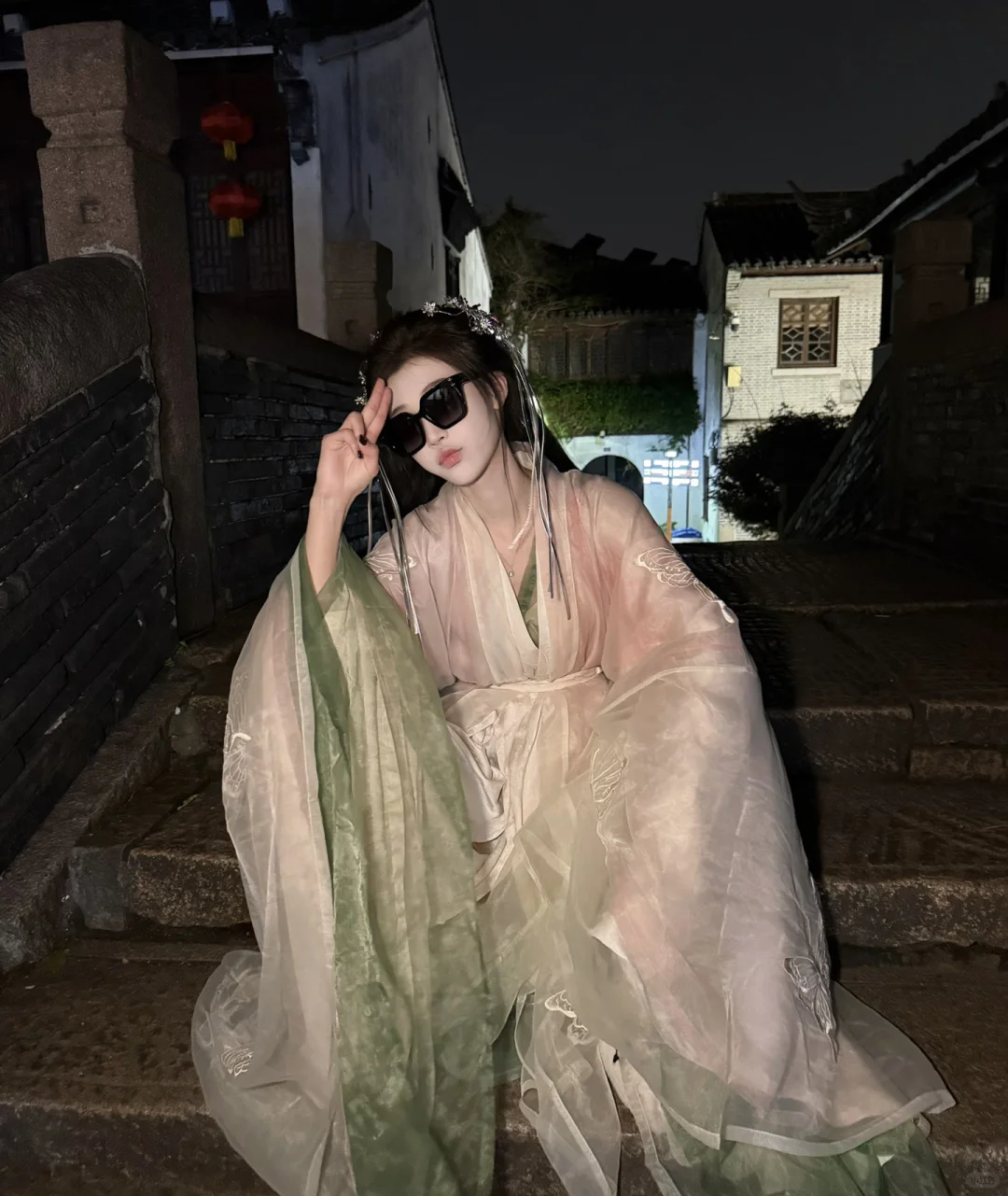 好女人志在四方 有苦不声张