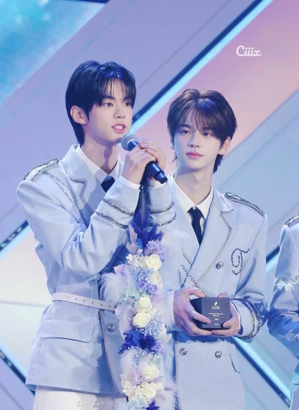 李涛 ALD1和TWS的大势CP是否高度重合 1️⃣ 都是124大三角2️⃣ 表