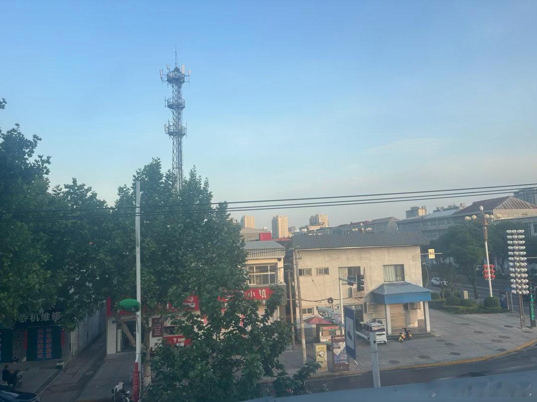 开车4小时到达邢台，累的腰酸背疼，很久不开长途车，偶尔开一次，竟然印象如此深刻，