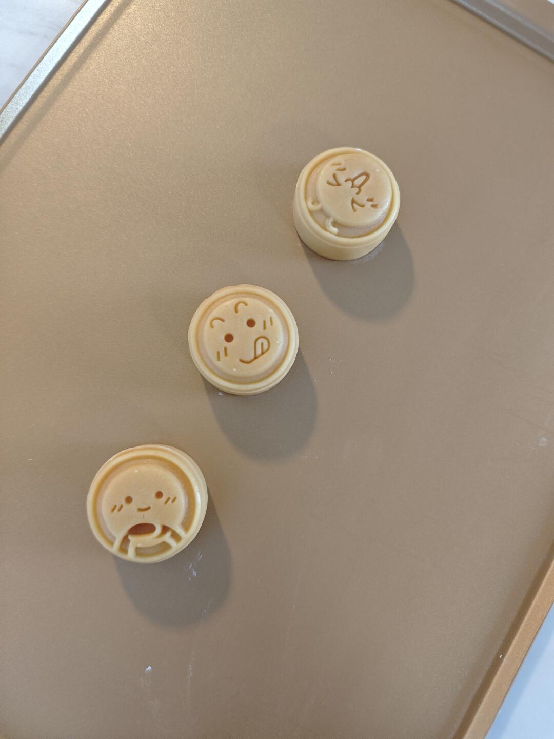 可爱到冒泡的月饼模具！很难不爱啊～