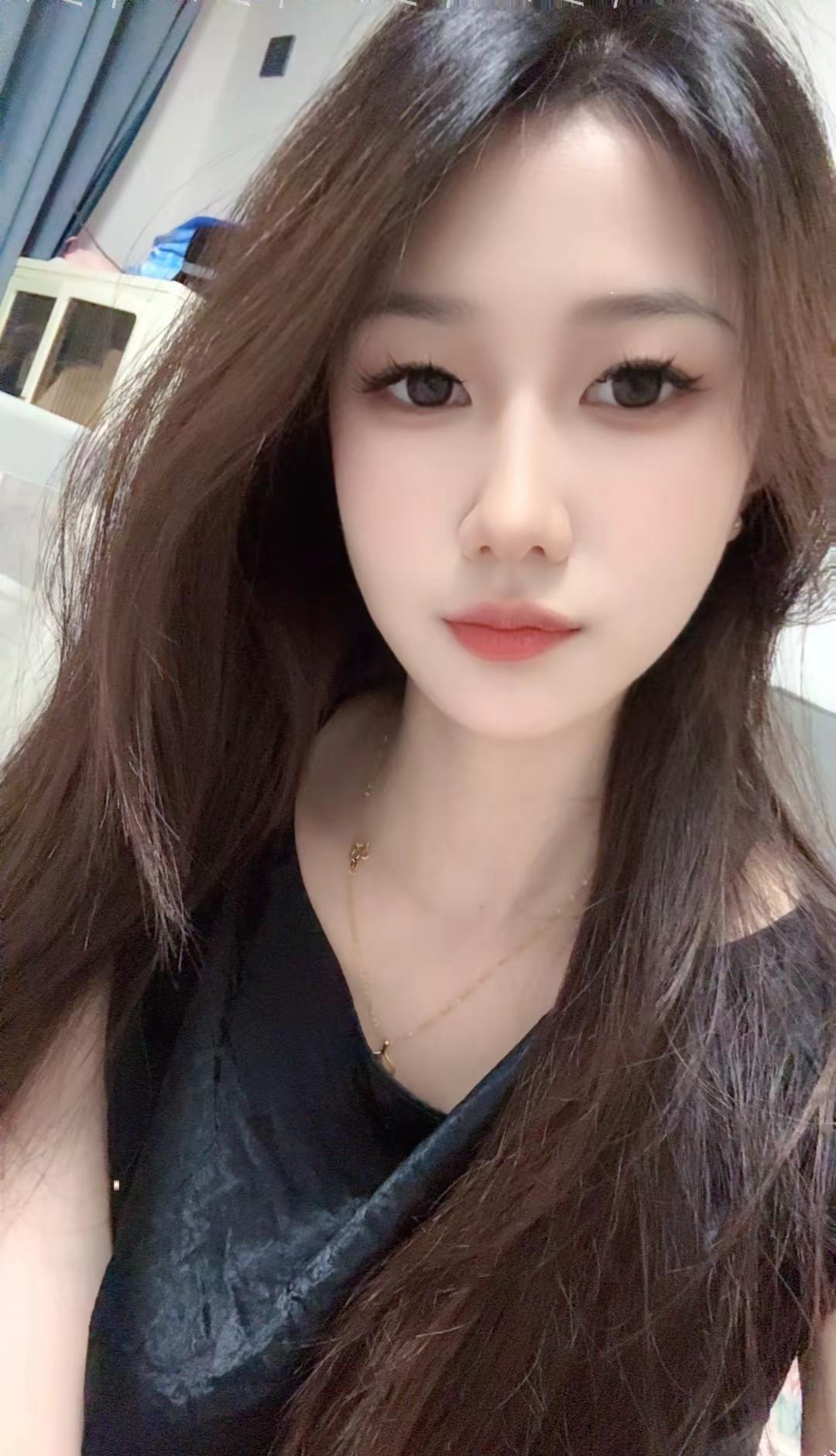 全世界都知道李宗盛瞒着怀孕的妻子去加拿大见林忆莲，当时就写了漂洋过海来看你，然后