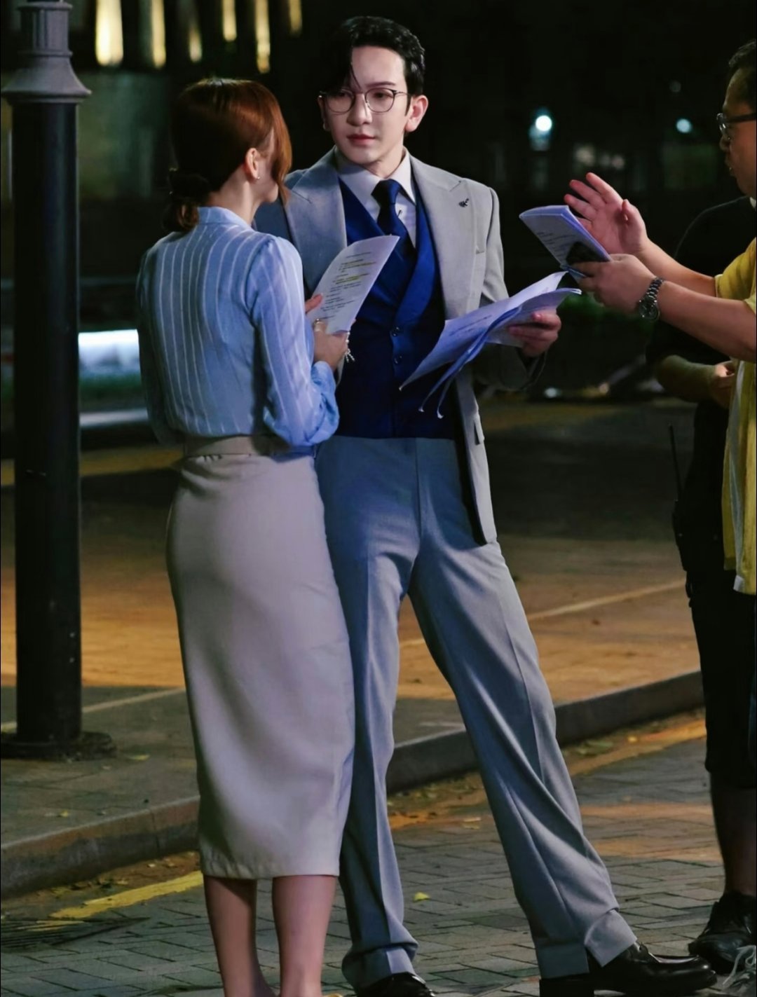 港版金秘书为何这样路透这版男女都一样灾难你让港星老辈子上去演都比这个强