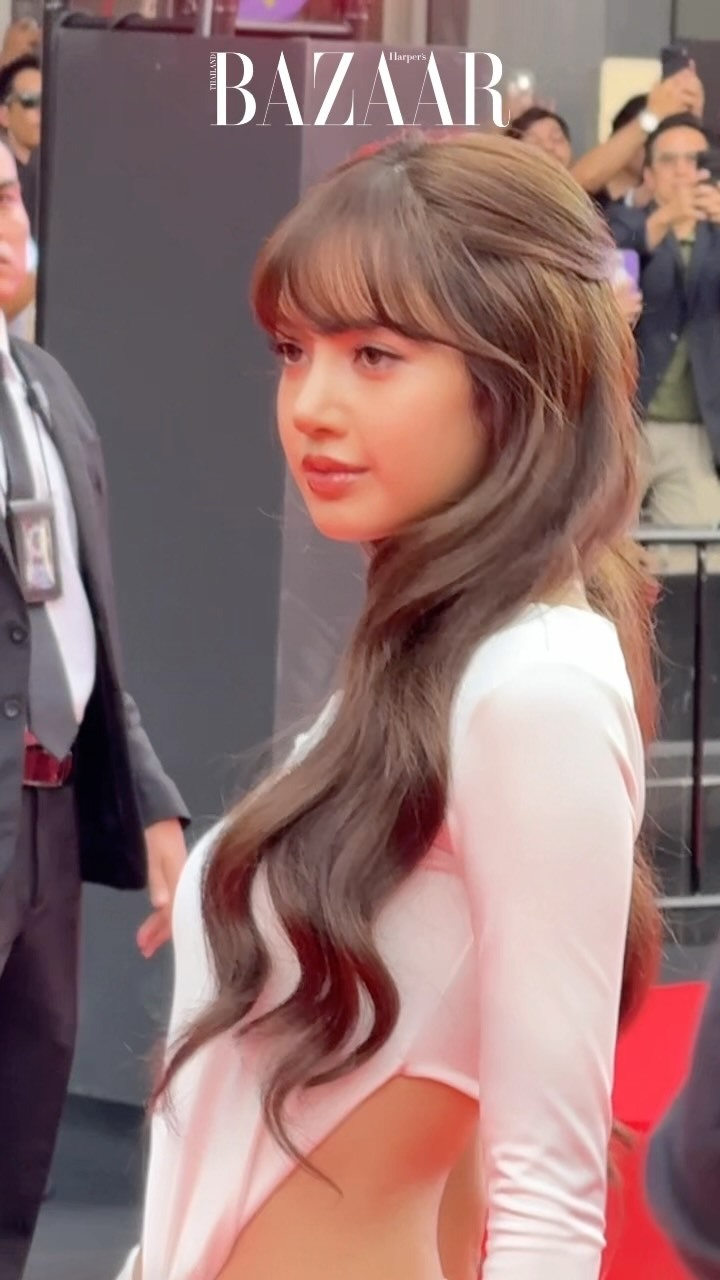 Wow!!!Lisa!!!真晕了🤤 