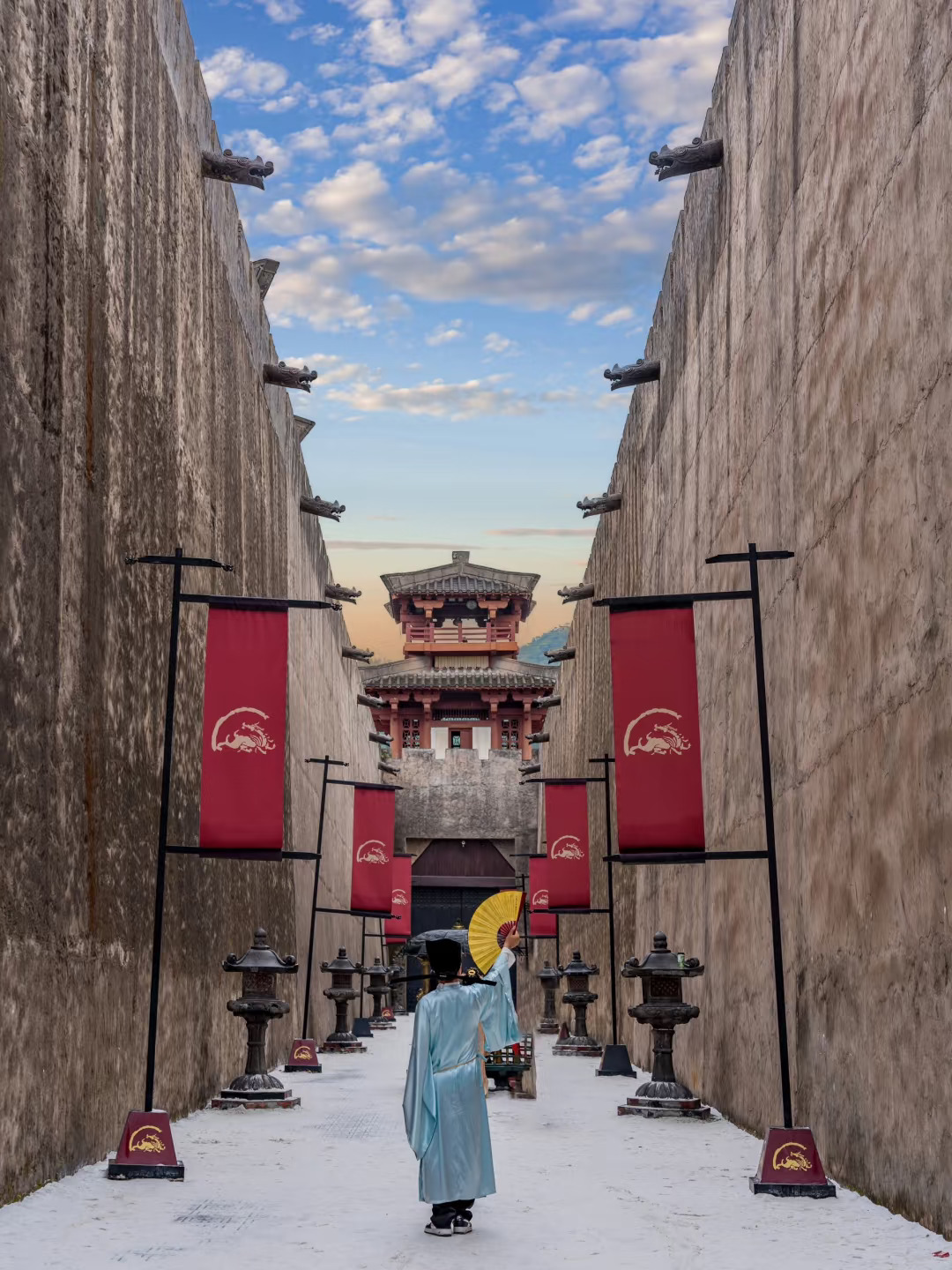 逃离城市的2天！我穿越时空疯狂玩转横店