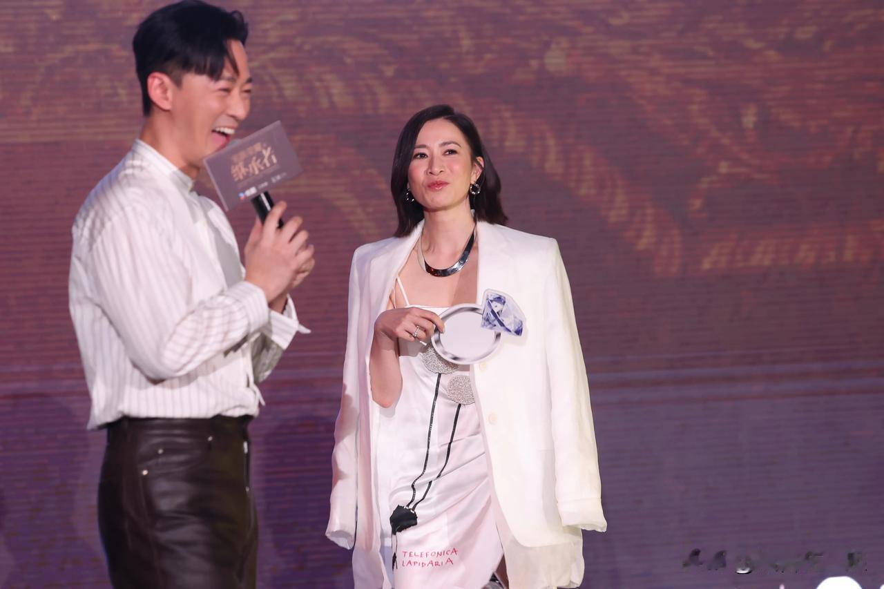 《家族荣耀之继承者》发布会星光熠熠，林峯佘诗曼九年后再携手

5月13日，备受期