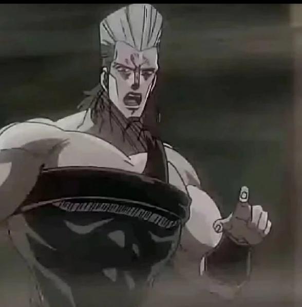 1943年，交通员李茂楼的鞋底里，藏着几千条人命。
他一抬头，前面路上，二十来个