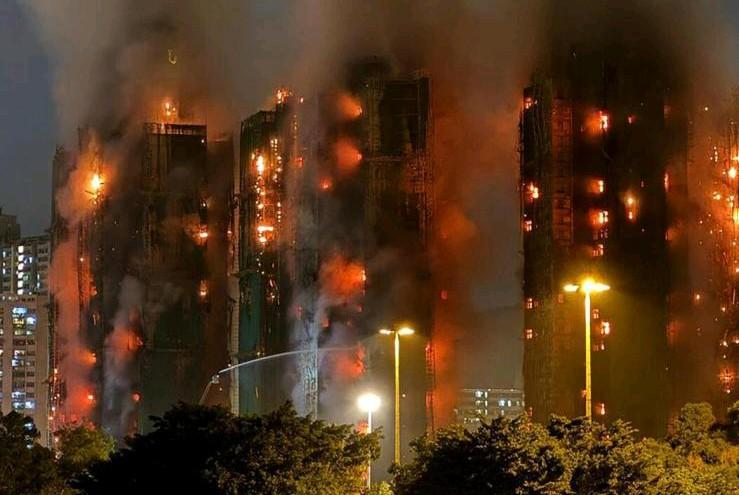 香港新界住宅区11月26日发生17年来最严重火灾，目前已造成至少44人死亡，58