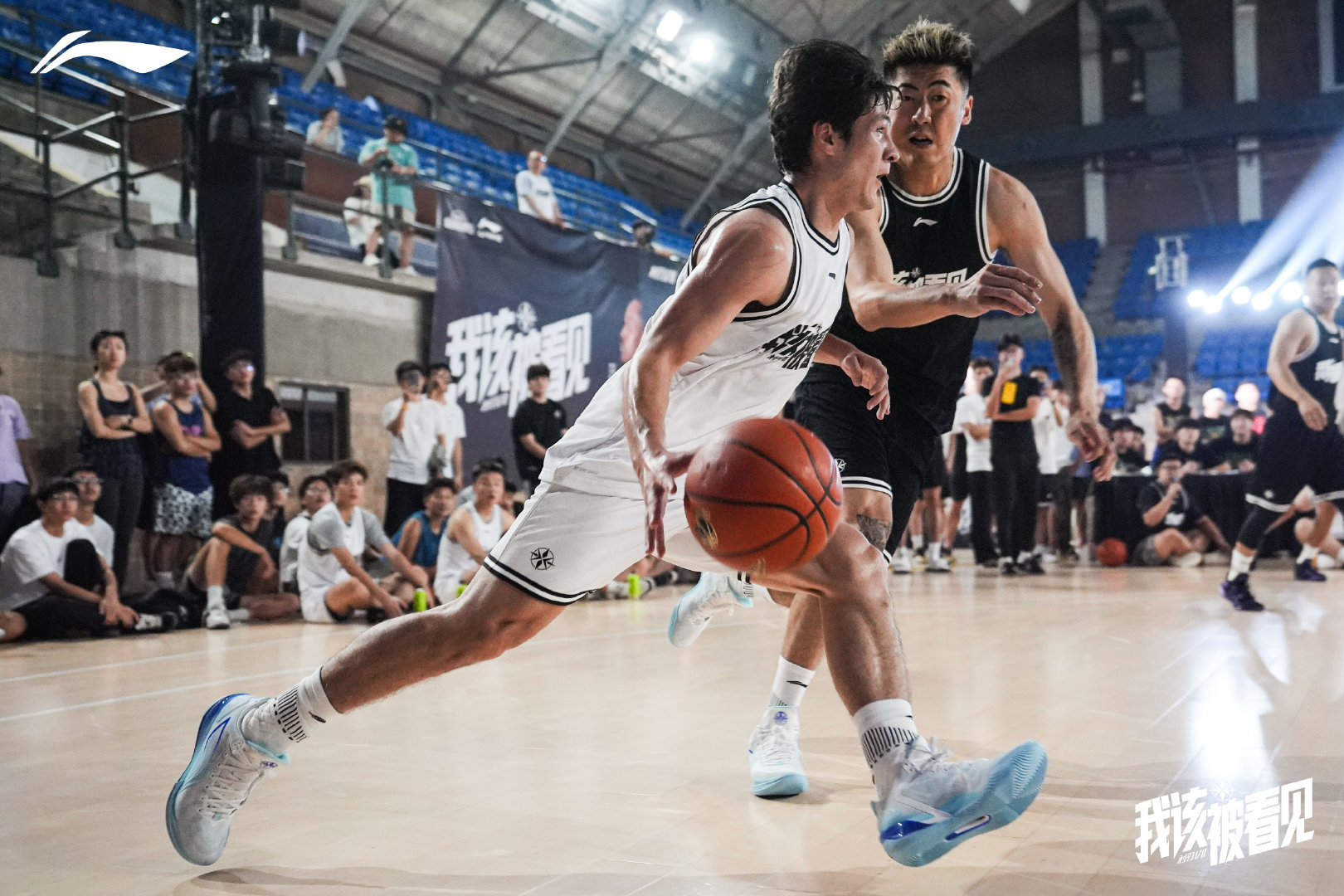 说实话李宁这次「我该被看见」的主题真的走到我心里去了🥺 从第一代利刃穿到现在，