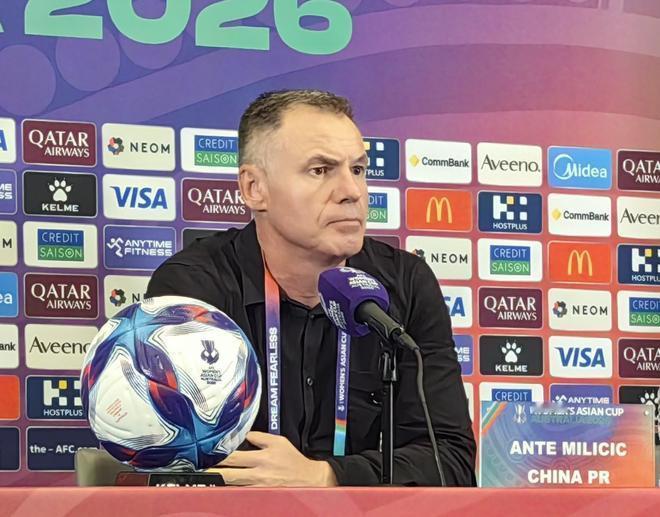 中国女足无缘亚洲杯决赛中国女足1比2澳大利亚女足 中国女足1比2不敌澳大利亚无缘