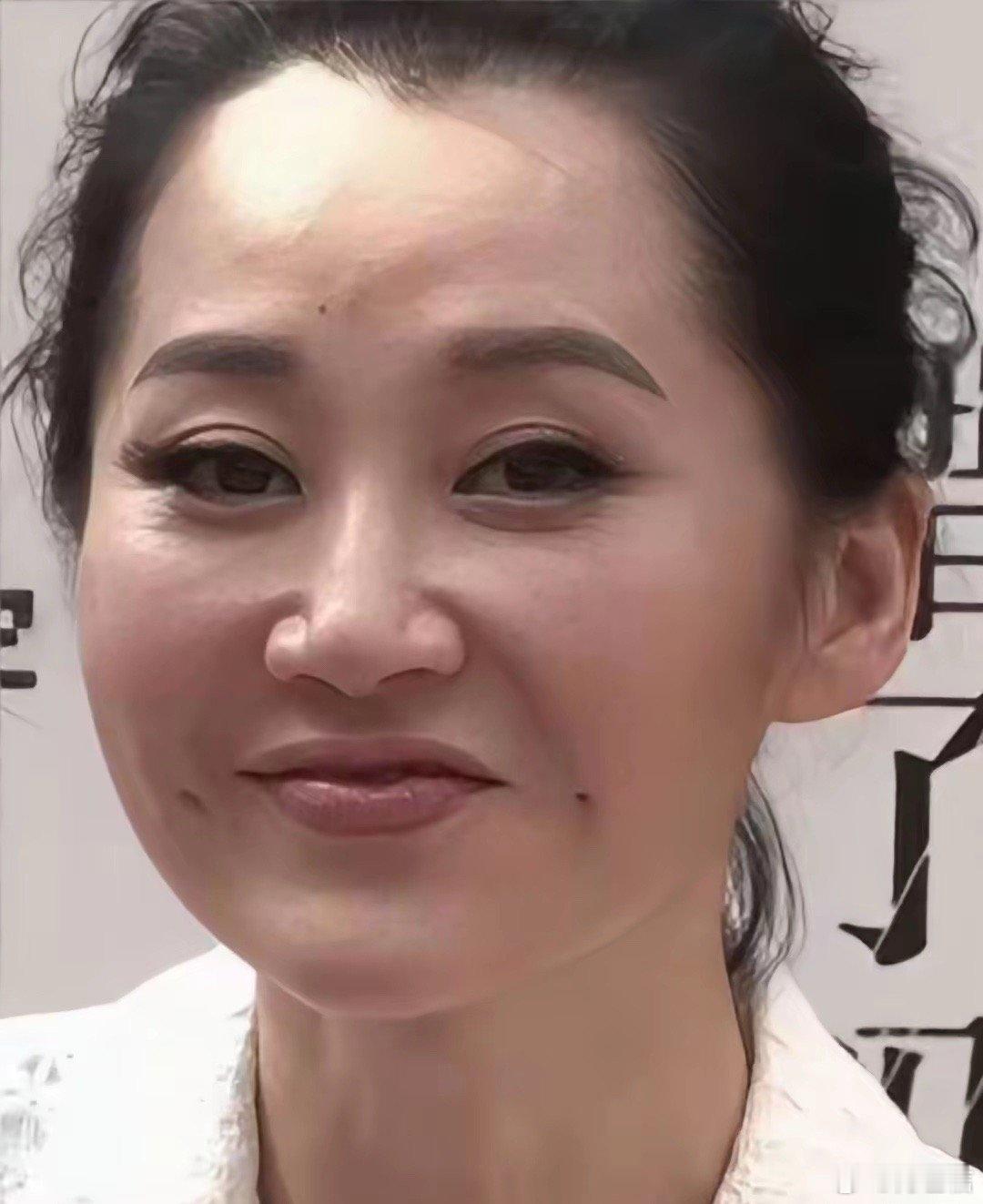 56﻿‎⁠岁许晴⁠生图曝‏光﻿‌，⁠‌⁠没开美颜‌﻿也没加滤镜，⁠⁠真实⁠⁠状态