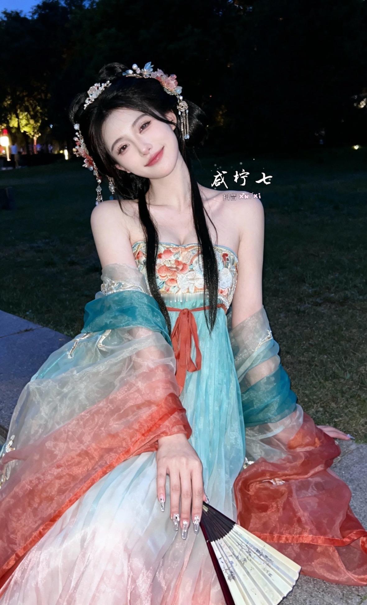 御姐拍照姿势 什么次元都逃不过甜妹 甜妹 美女 汉服