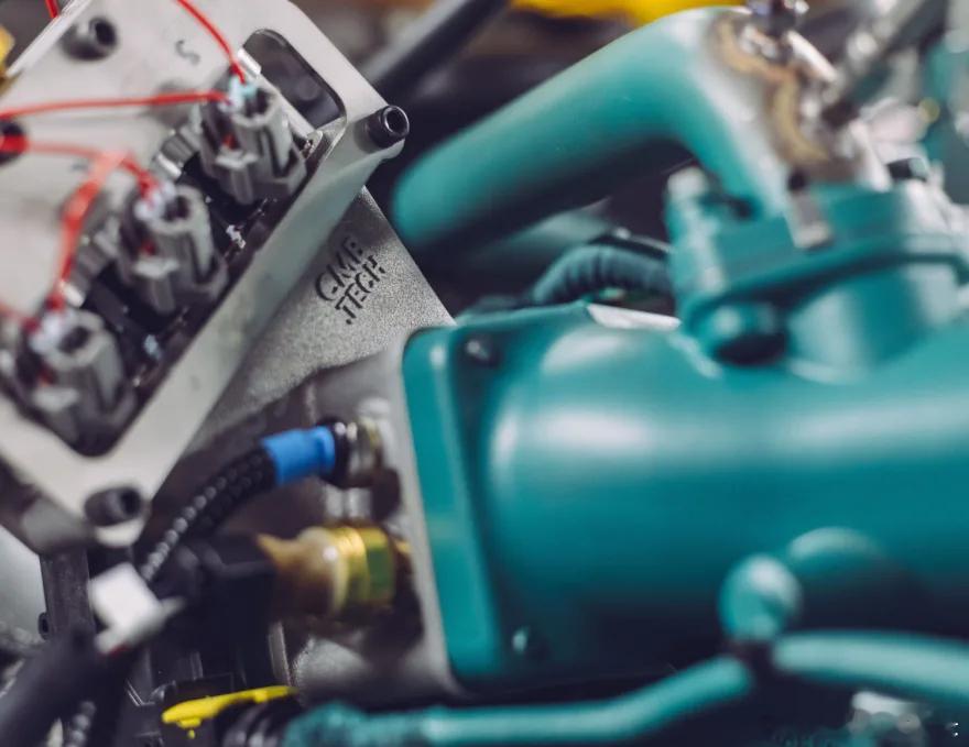 双燃料内燃机对于降碳有一定的帮助，尤其是双燃料中有一方从生产到排放都很有节能减排