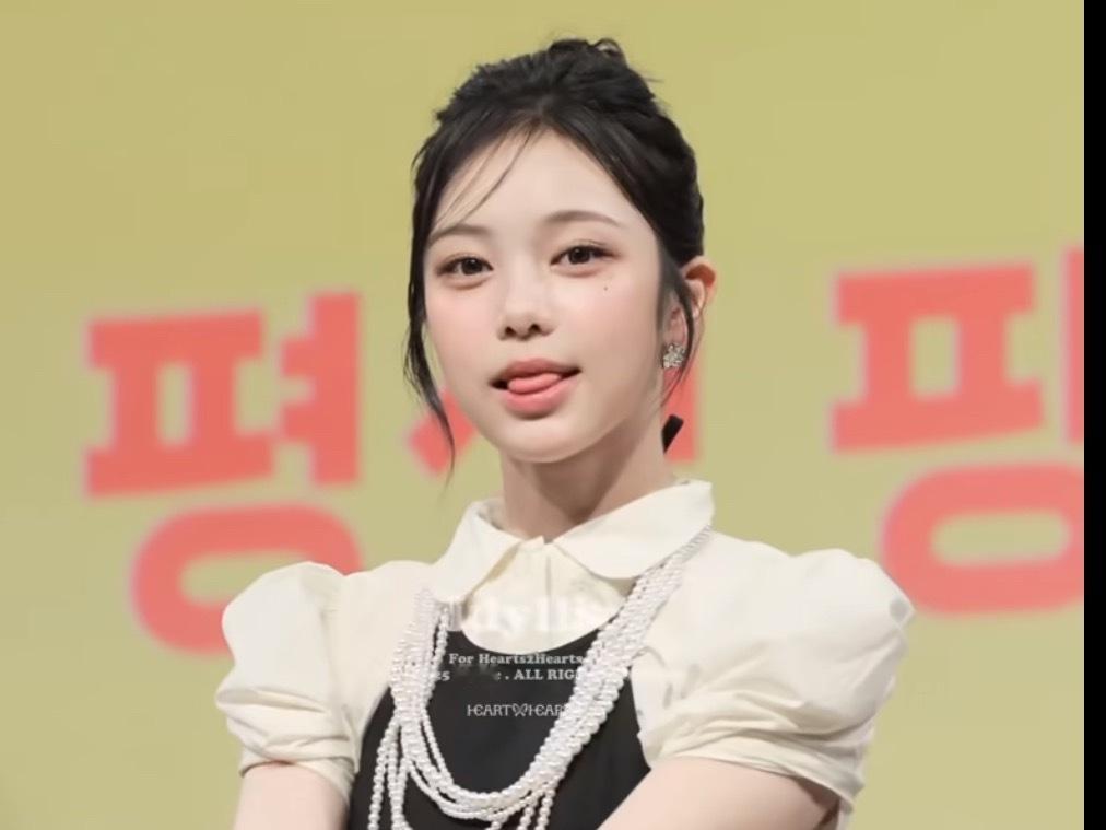 ana 和 ian 吐舌演我和女神吐舌区别 ​​​