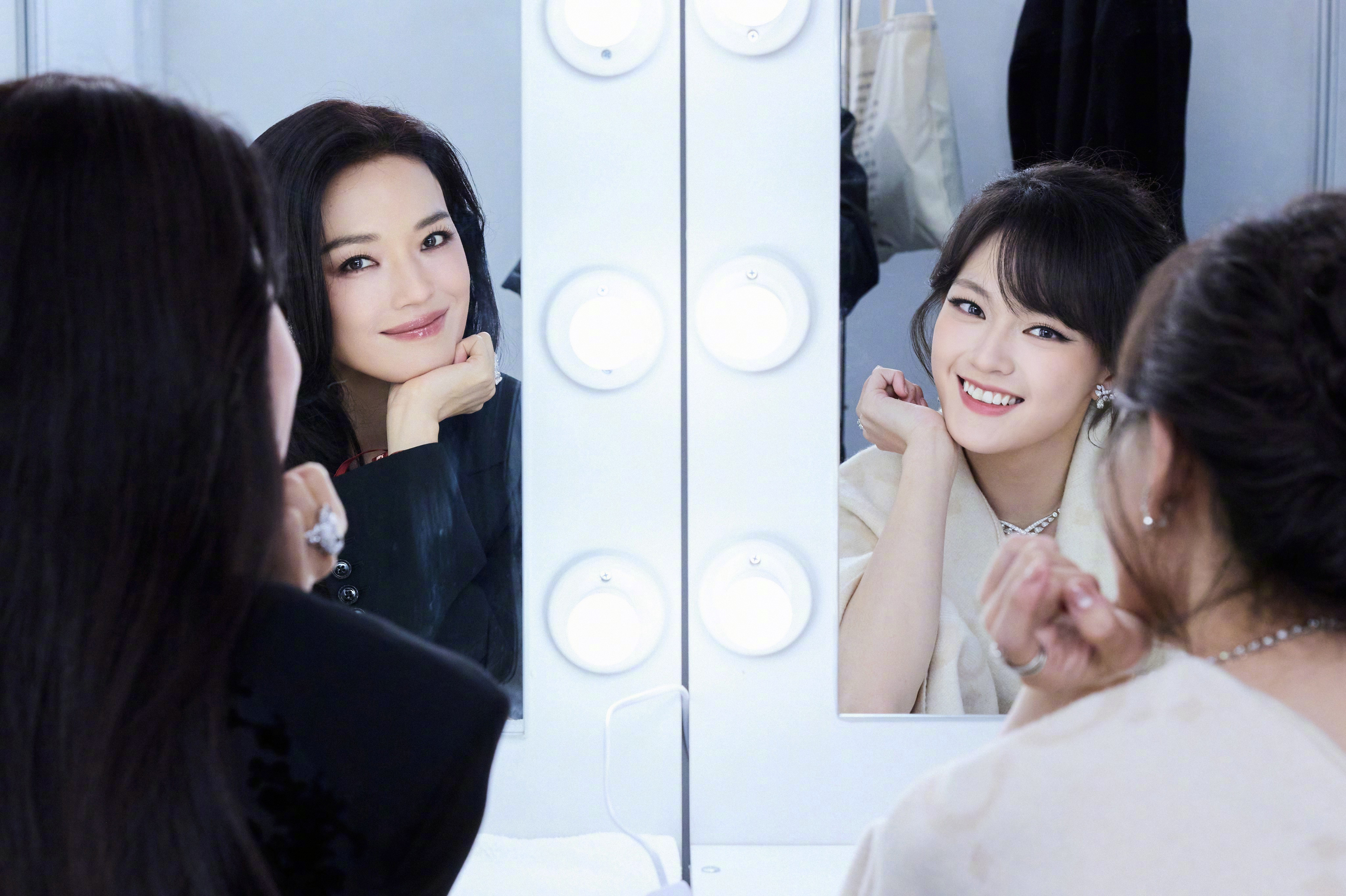 舒淇文淇亲过了吗舒淇、文淇在微博之夜同事见面，文淇离自己的梦想又近一步了