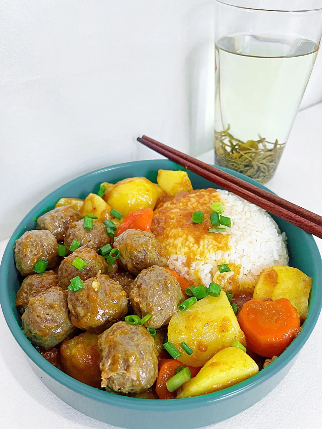 今天吃什么？？宅家自制牛肉丸咖喱饭（附做法）