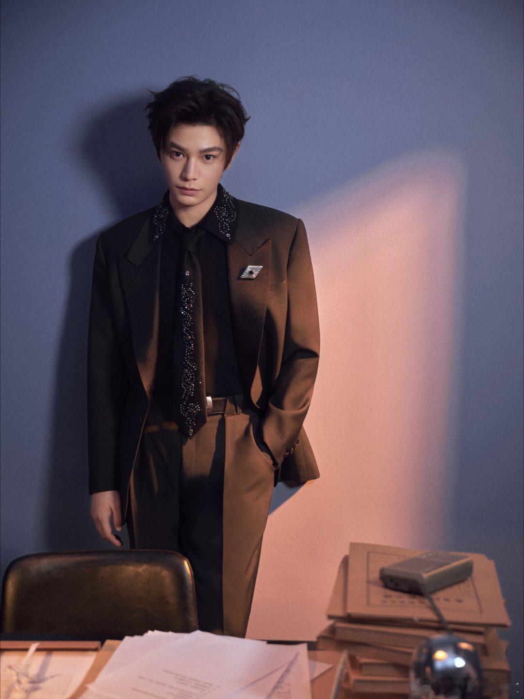 丁禹兮赵皑 dyx丁禹兮司宫令赵皑路透 一颦一笑皆贵气，一眼一顾动人心⛅️静待