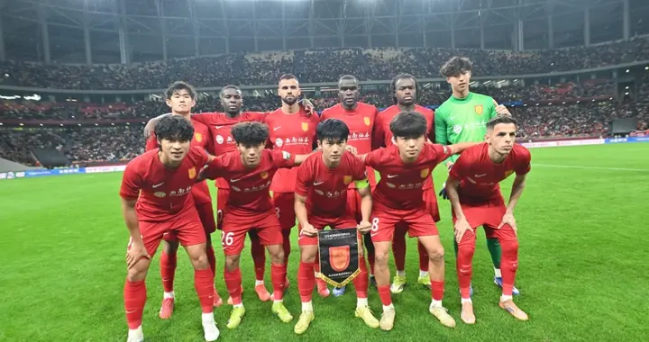 川渝德比恩怨未了！时隔17年再登中超舞台，恩怨情仇一触即发！