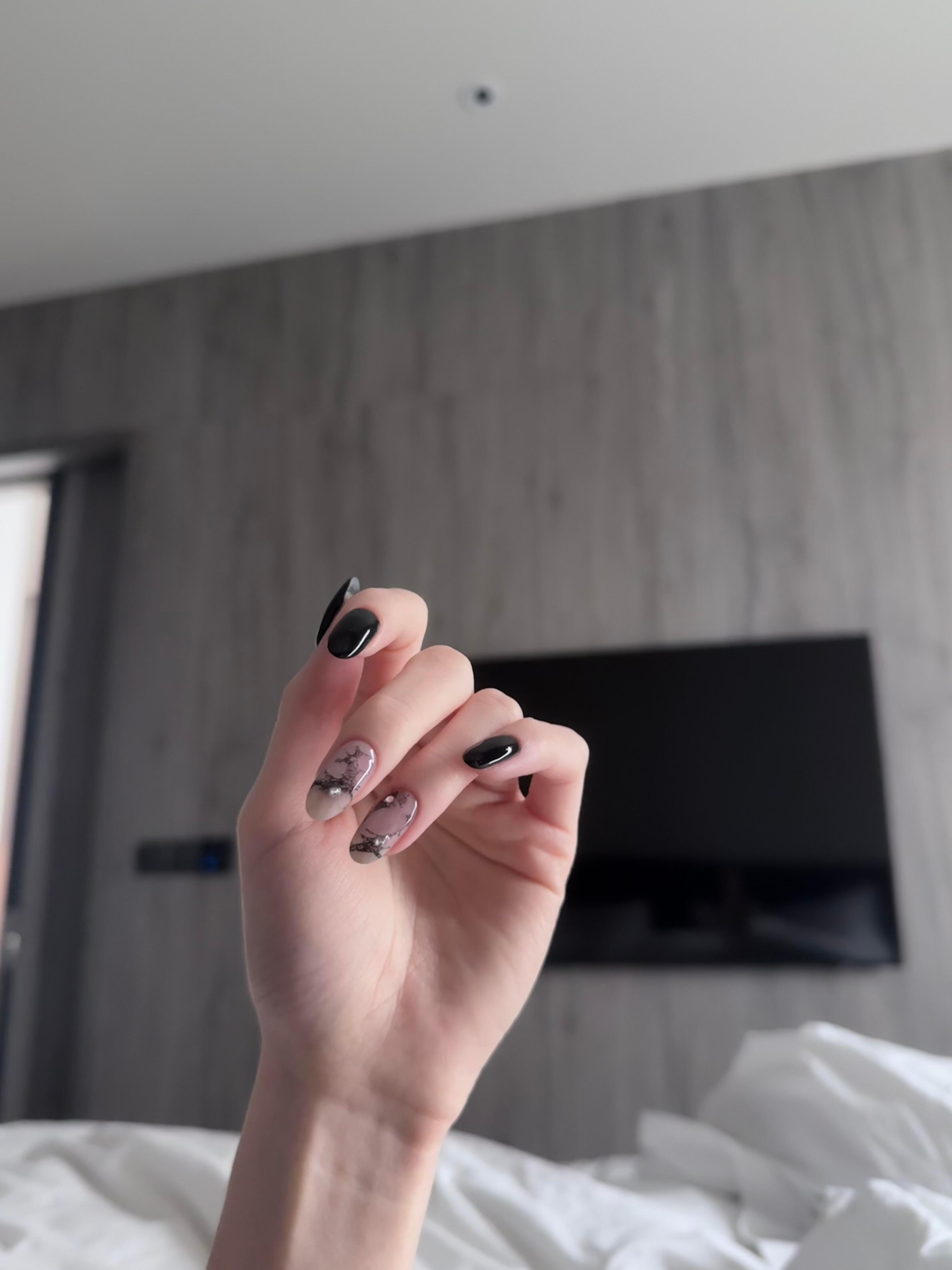 等你的世界只有我的时候再联系我吧美甲 ​​​