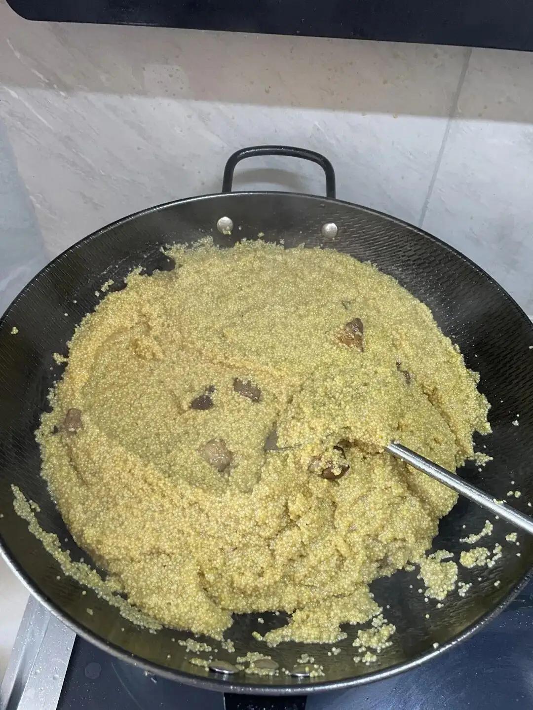 这个只有在过年的时候才会吃到的，平时很少，大家猜猜这是哪个地方的特产？