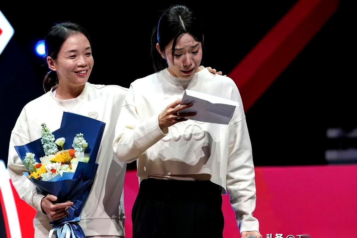 贾一凡那篇小作文，谁看了不迷糊啊。
我一个大老爷们，昨晚愣是看破防了。
真的。